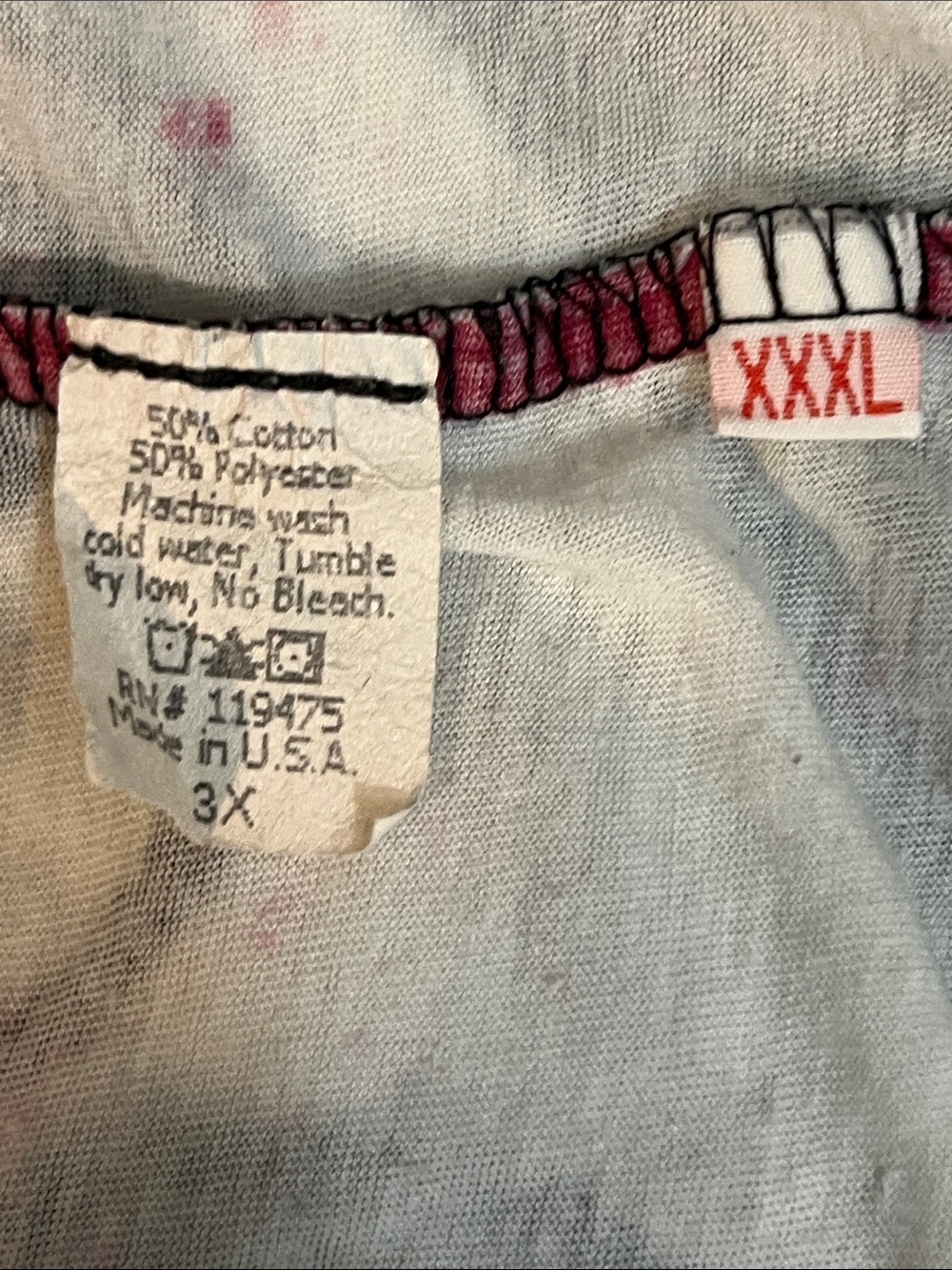 Affliction White Tee with Red Speckle and Black Crest - Picture 6 of 6